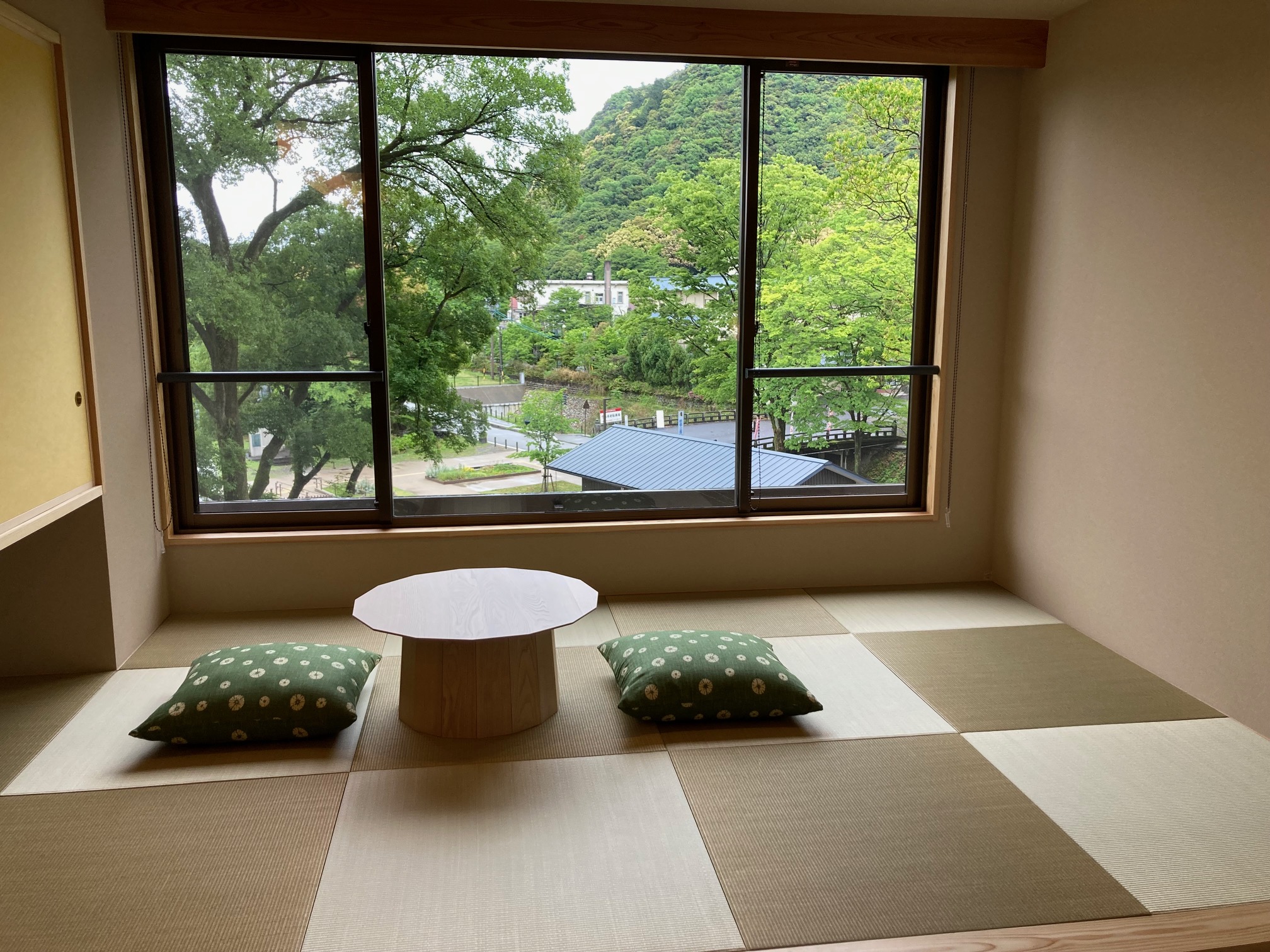 351　コンセプトルーム　珀