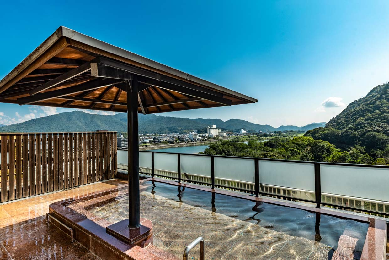 山の湯　露天風呂