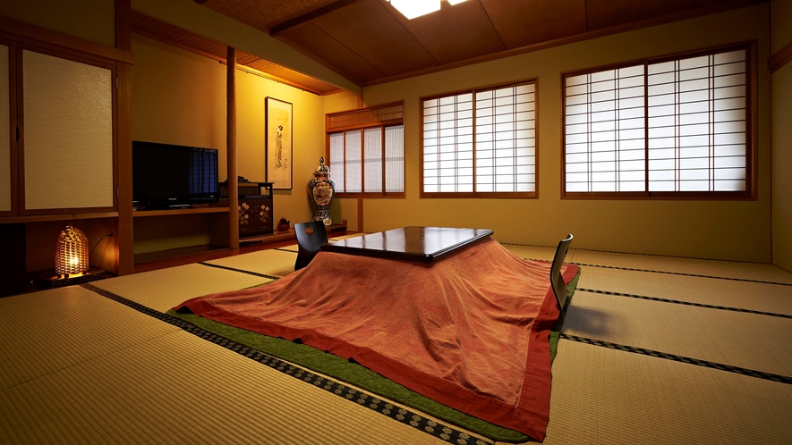 広々とした和室１５畳『高砂の間』  は、ゆったりとお寛ぎいただけます。