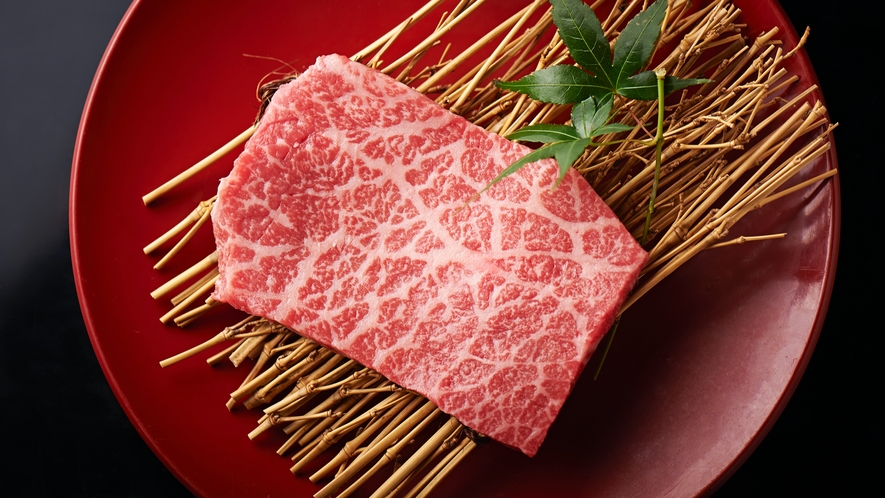 会津牛ステーキ　きめ細やかな肉質と赤身の旨味を贅沢に