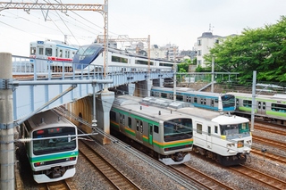 日暮里を走る電車たち