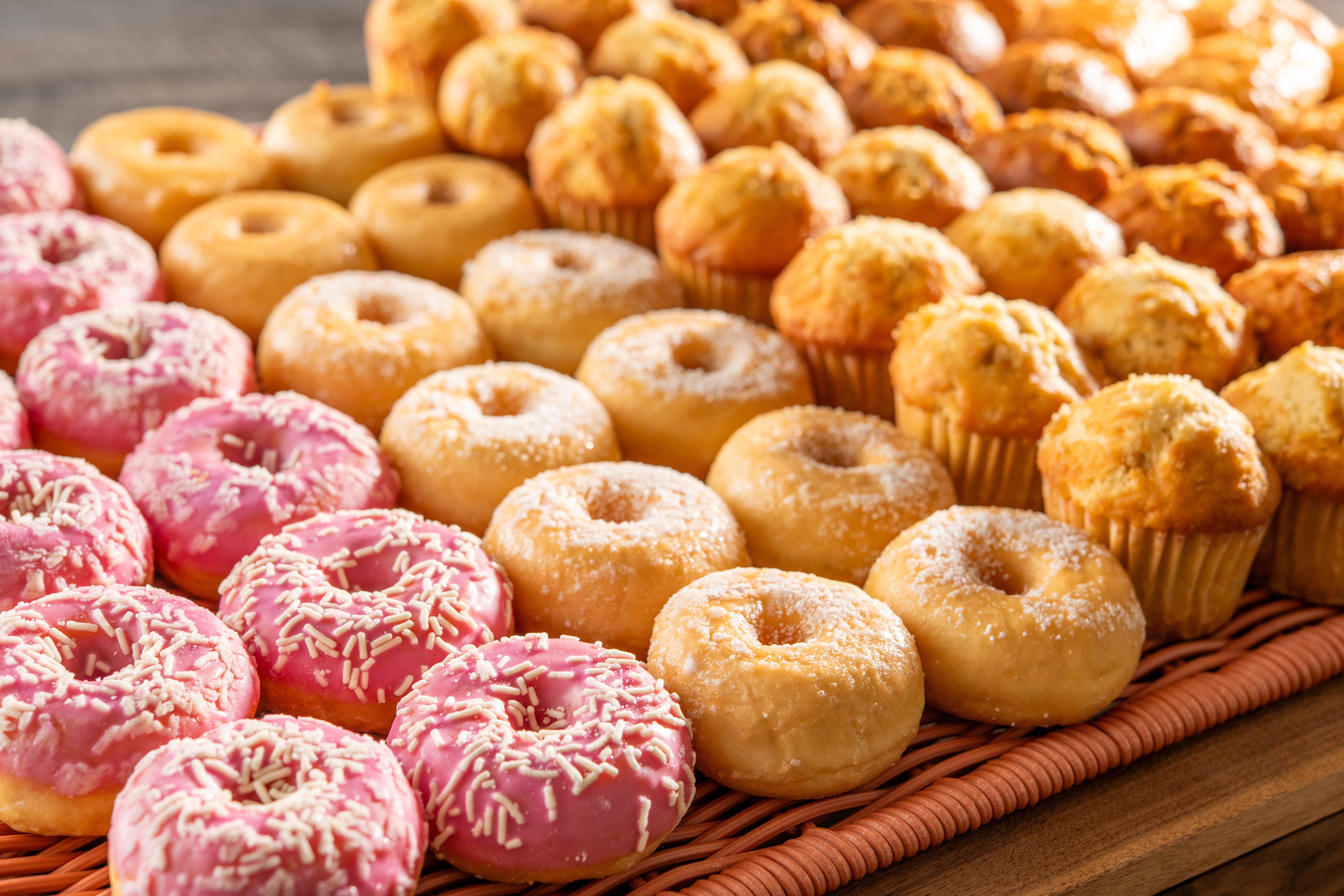 各種ドーナツとマフィン