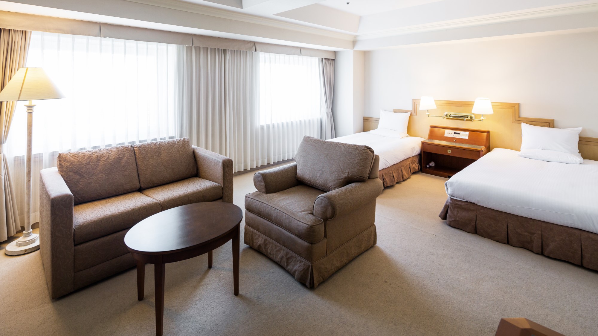 デラックスツイン<41.0㎡>ベッド幅122cm