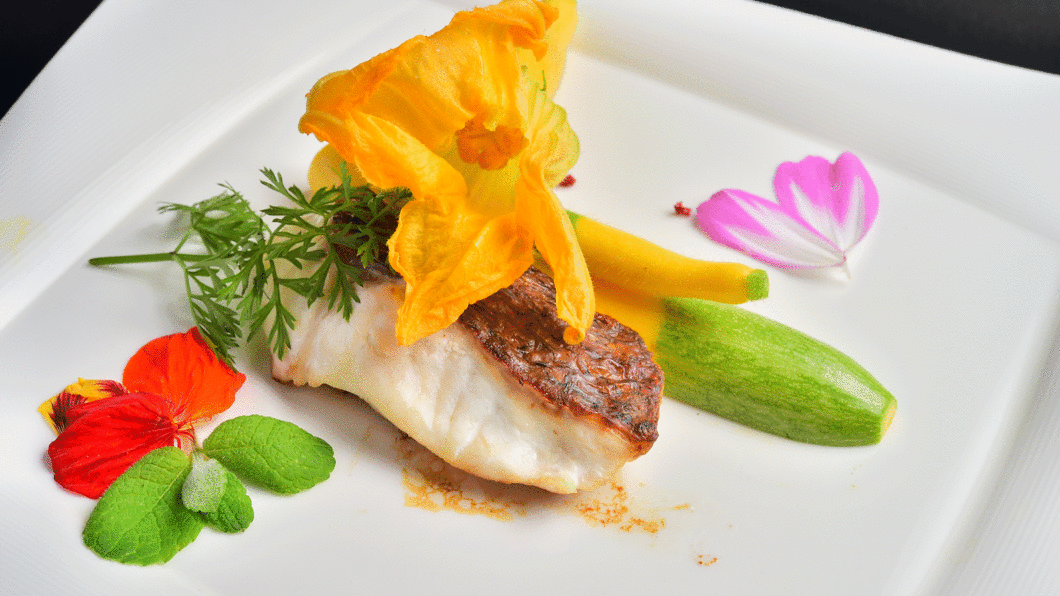 【１泊２食　基本Ｓｔｙｌｅ★】自家製野菜たっぷりの欧風コース料理☆蓼科の大自然を満喫♪