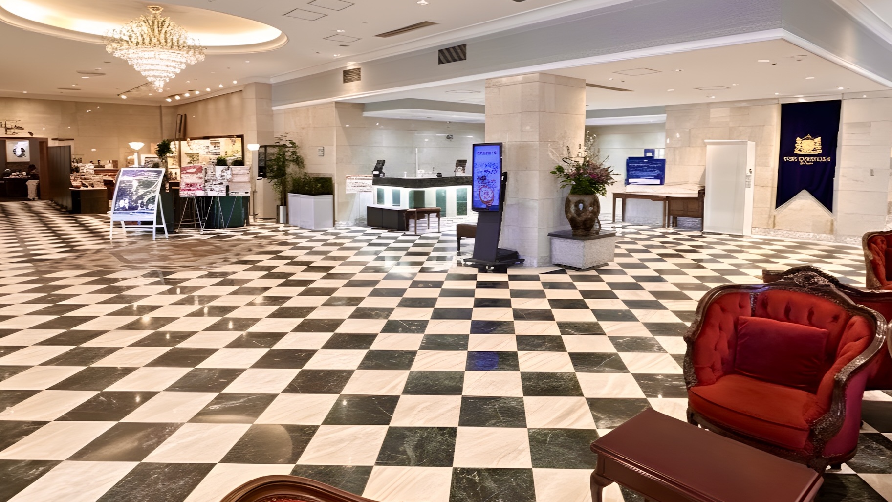 *【1階ロビー】明るく開放的なオープンスペースでお客様をお出迎え