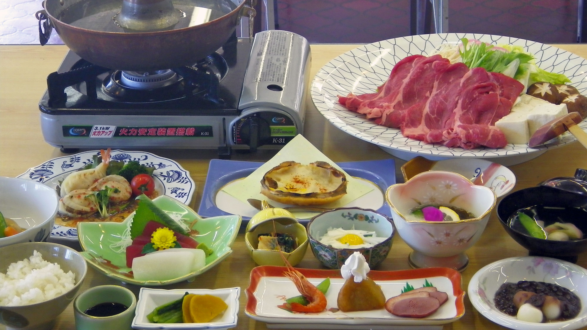 *【夕食全体例】信州の山菜や野菜を使用したボリューム満点の和食料理をご用意いたします。