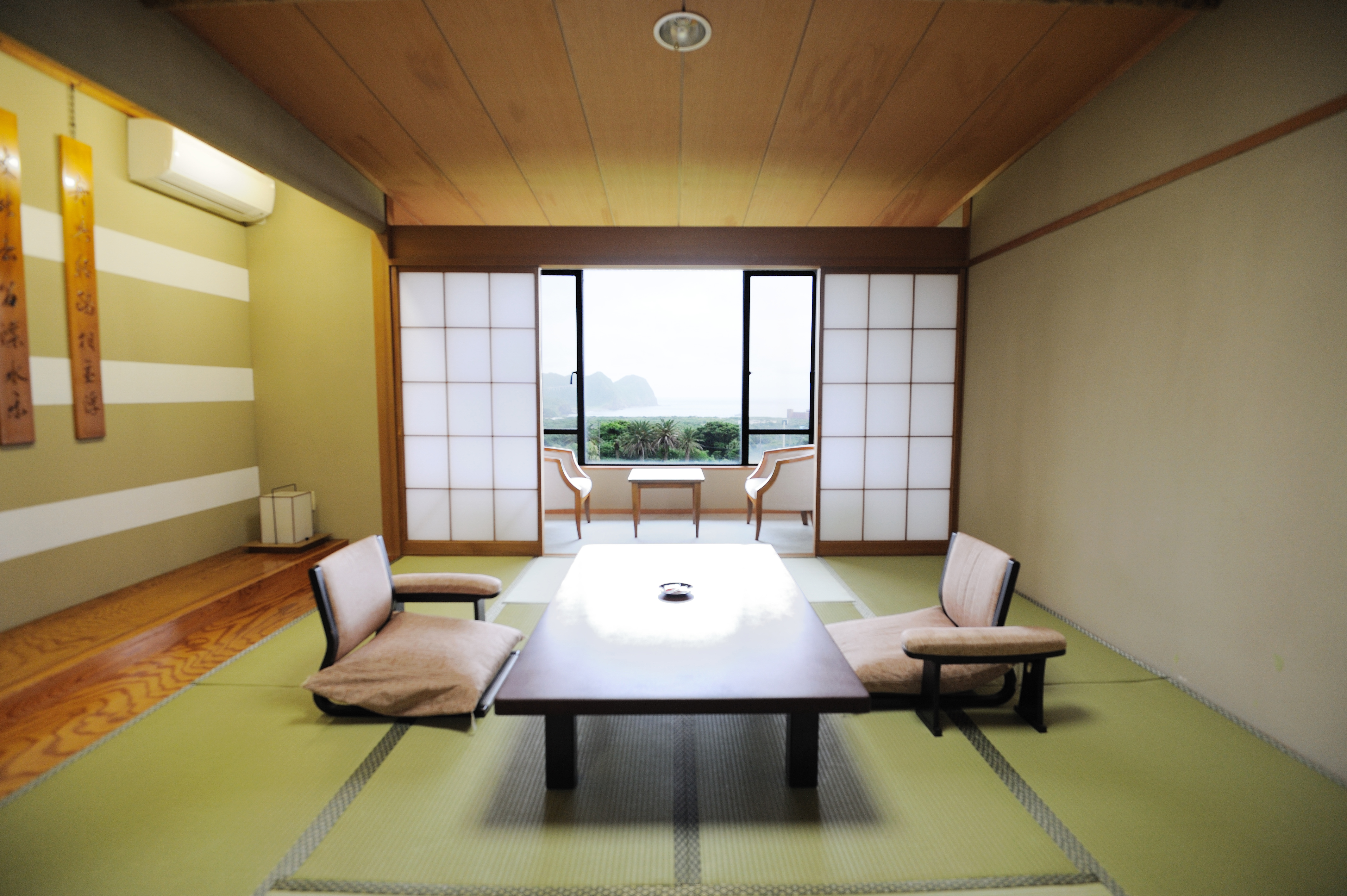 別館「常春」Standard和室（10畳＋３畳次間　海側 ）