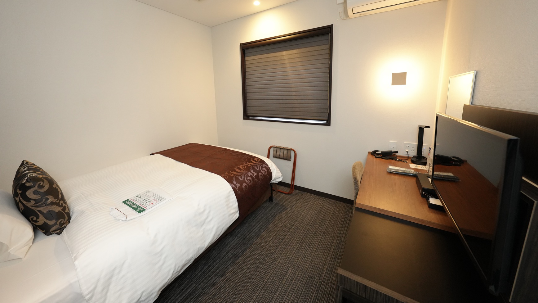 【スーペリア・ダブル】ベッド幅1400mm以上　ユニットバス1418サイズ