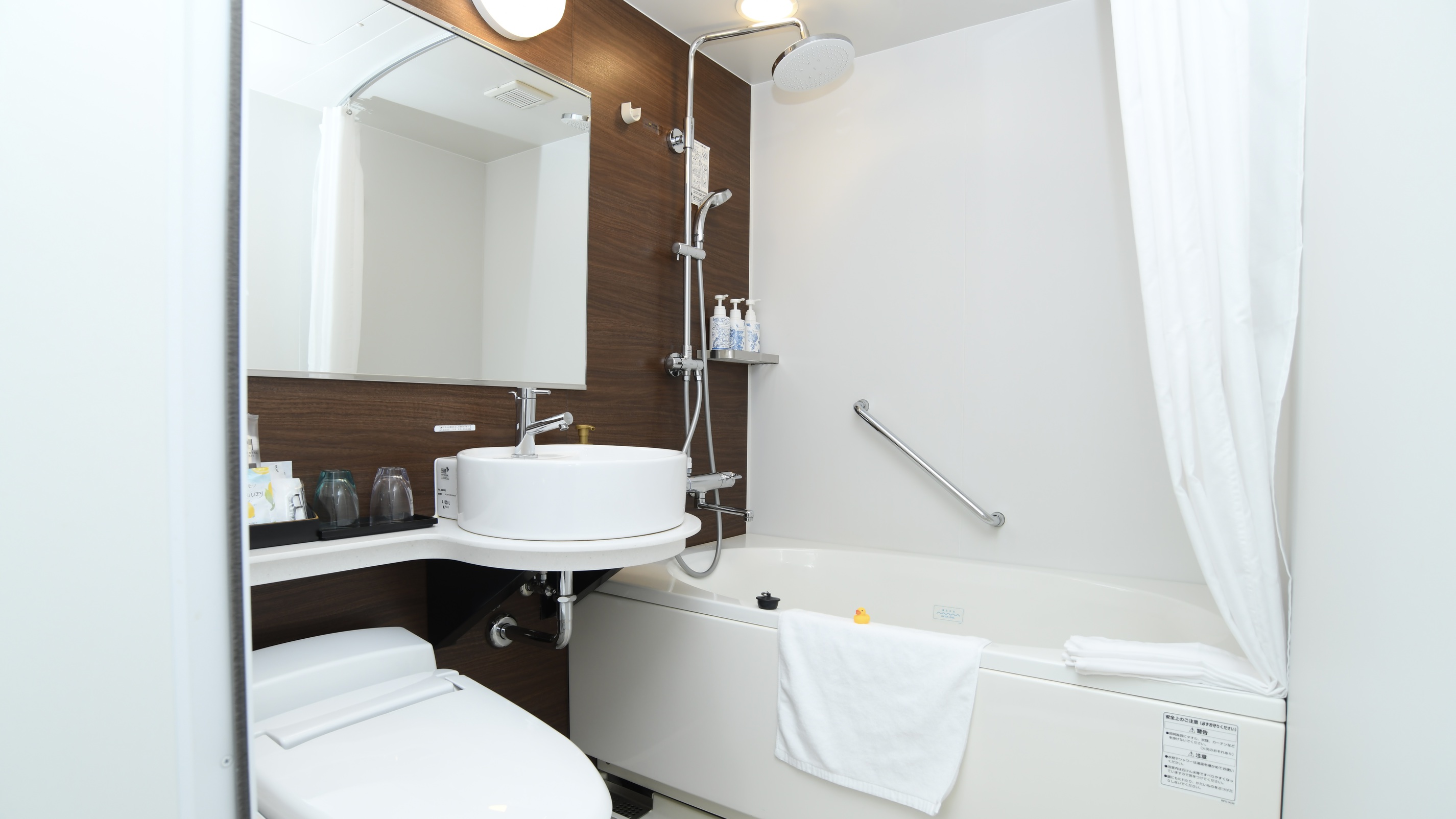 【スーペリア・ダブル】ベッド幅1400mm以上　ユニットバス1418サイズ