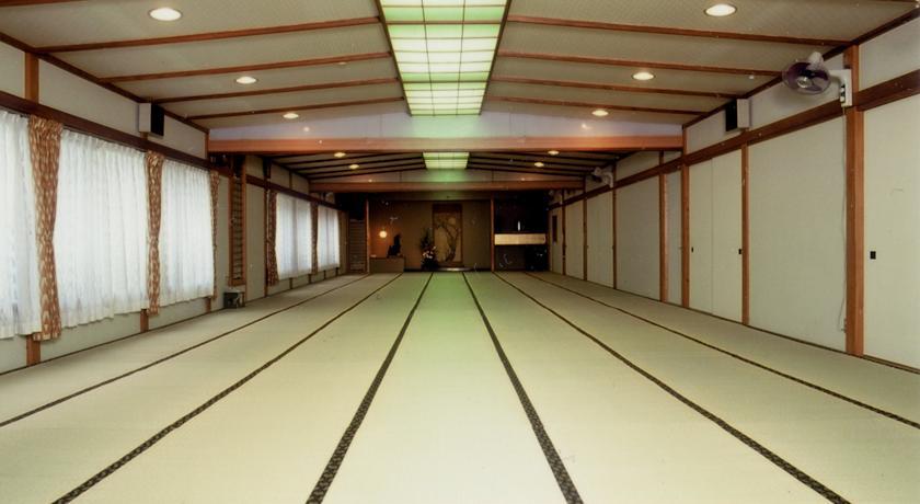 It can be used for business and training camps.