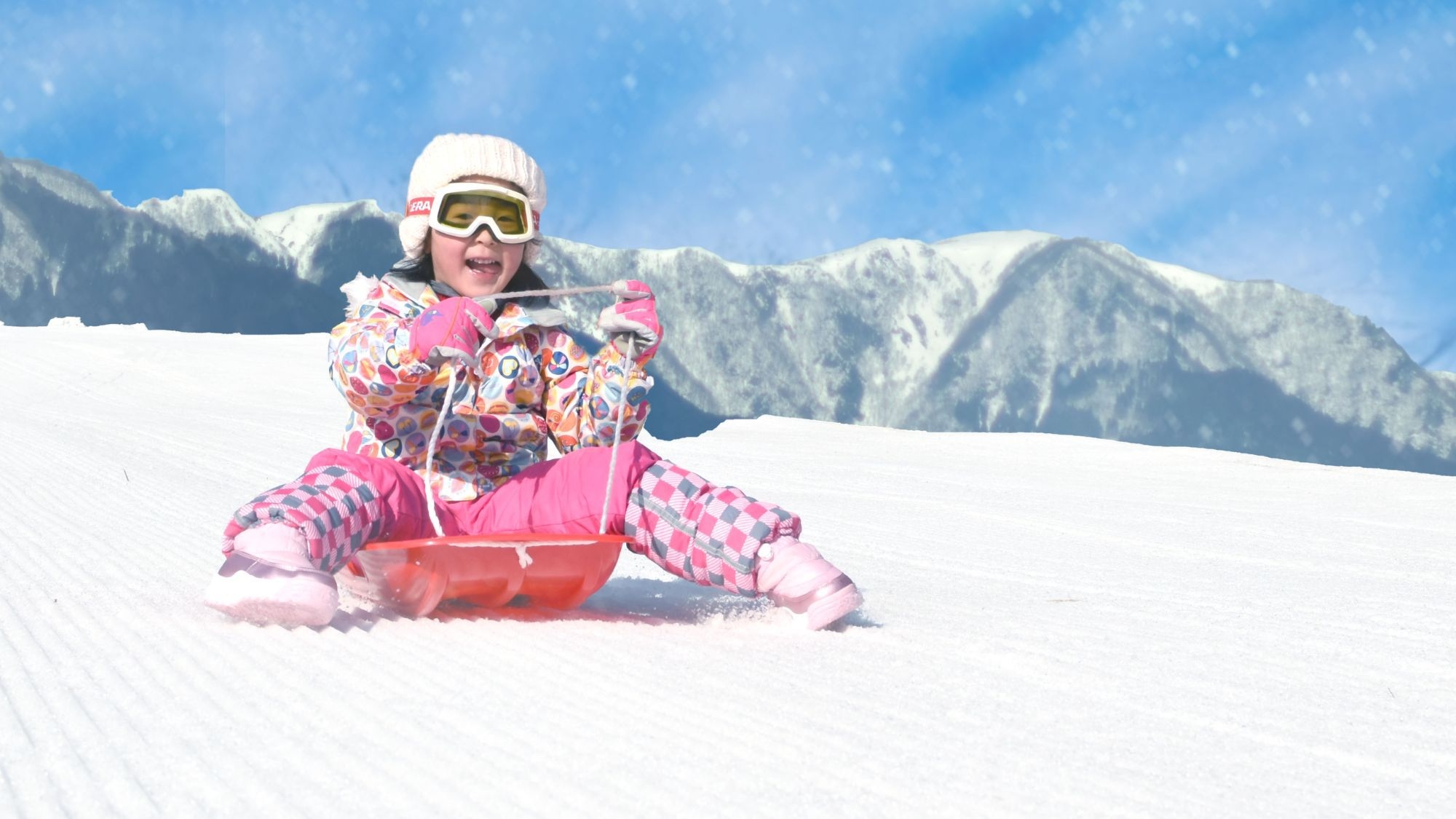 【夕朝食付き】＜プレミアムラウンジご利用特典＞山形牛すき焼き会席●冬のファミリープラン