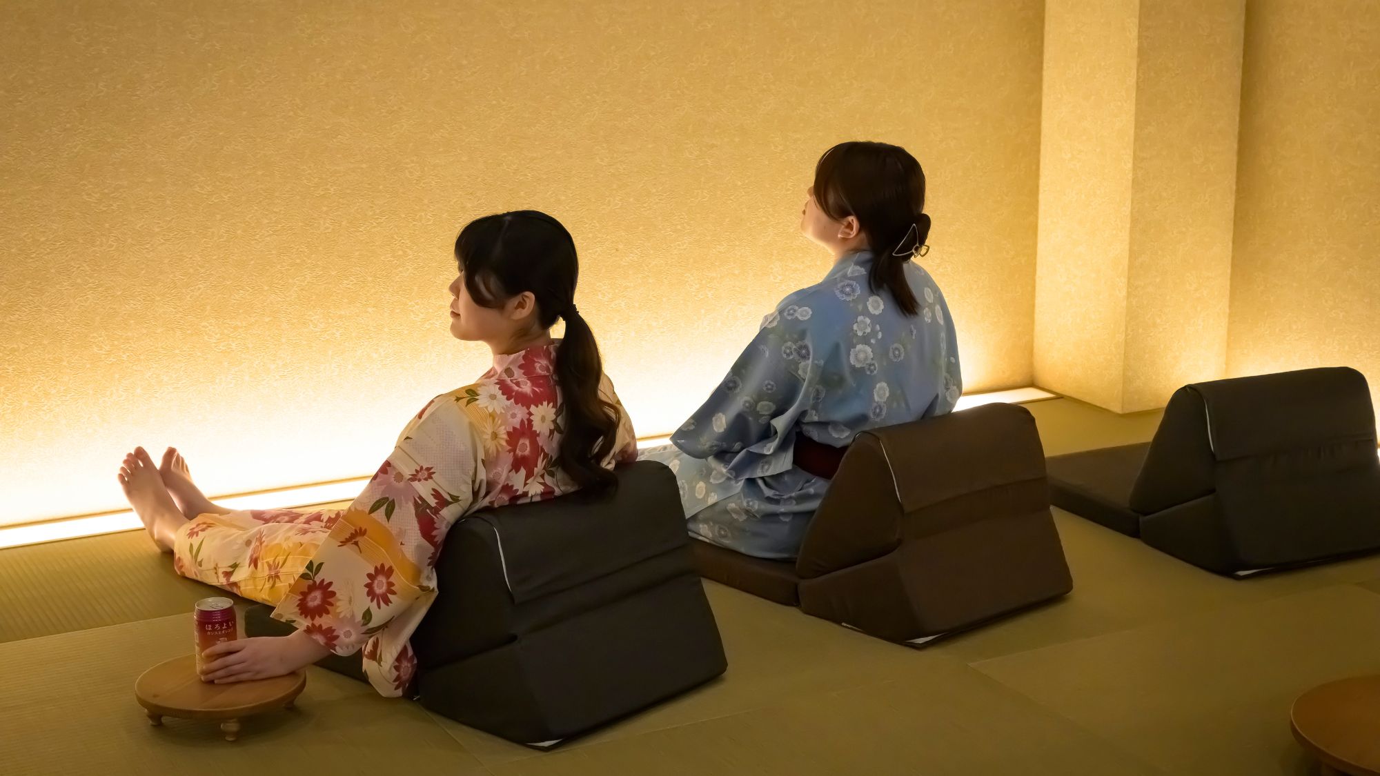 【プレミアムラウンジ月】