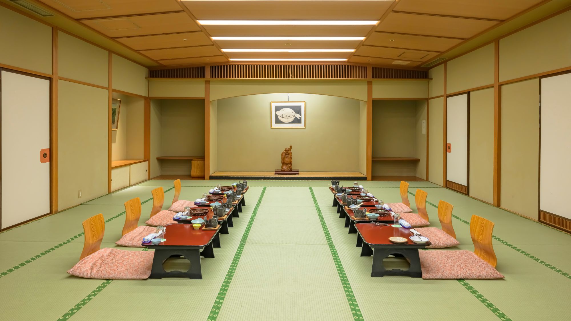 中宴会会場「朝日」