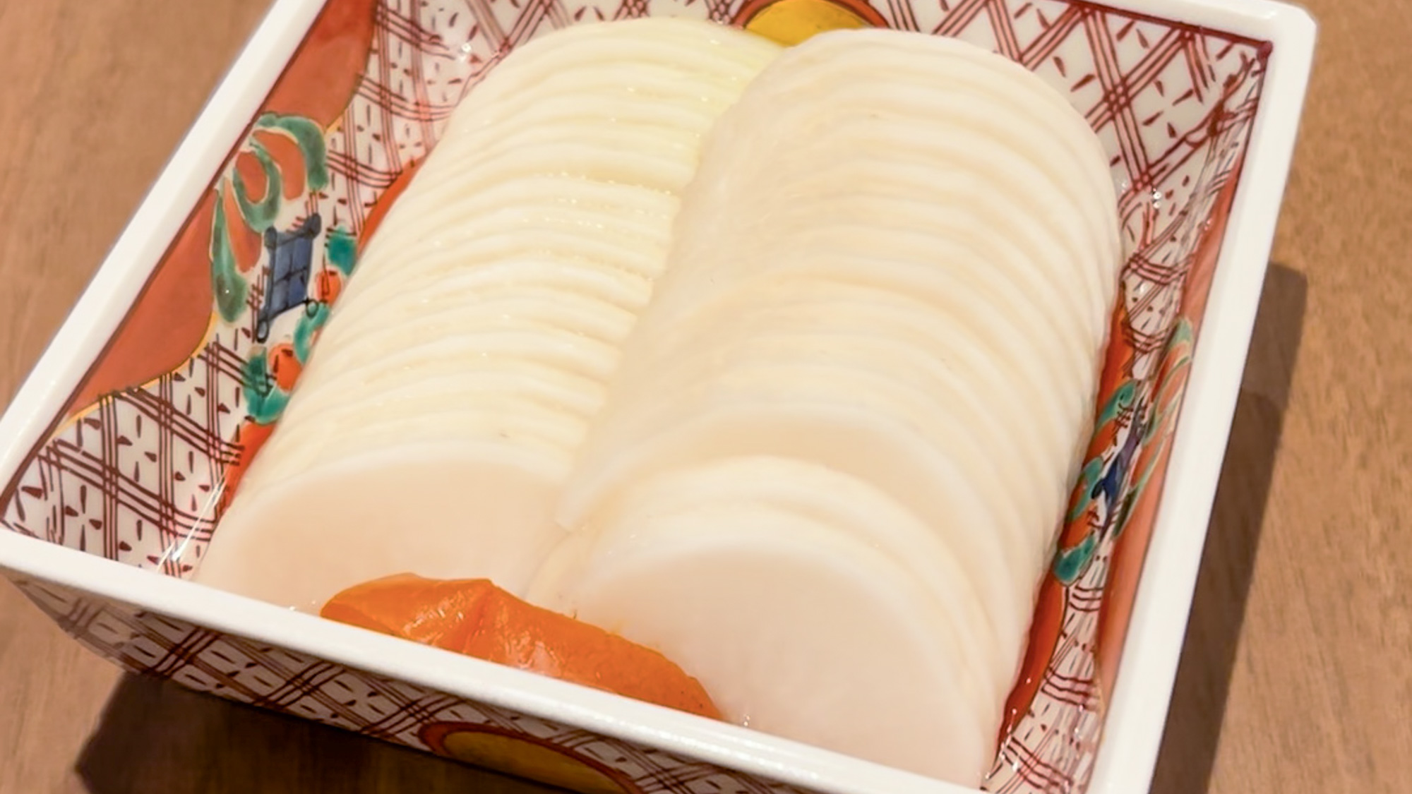 （朝食例）庄内柿の柿酢大根漬け