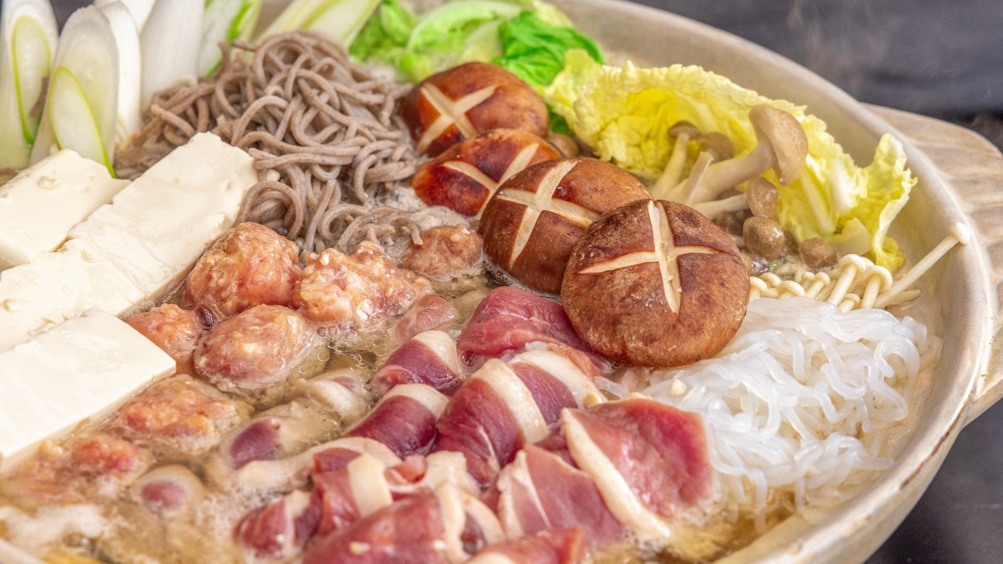 秋冬限定の滋賀名物近江鴨を満喫鍋