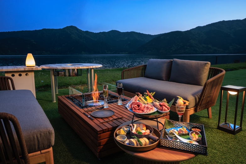 【夏期限定】『BBQ by the lake』湖畔のバーベキュー＜飲み放題付き＞プラン