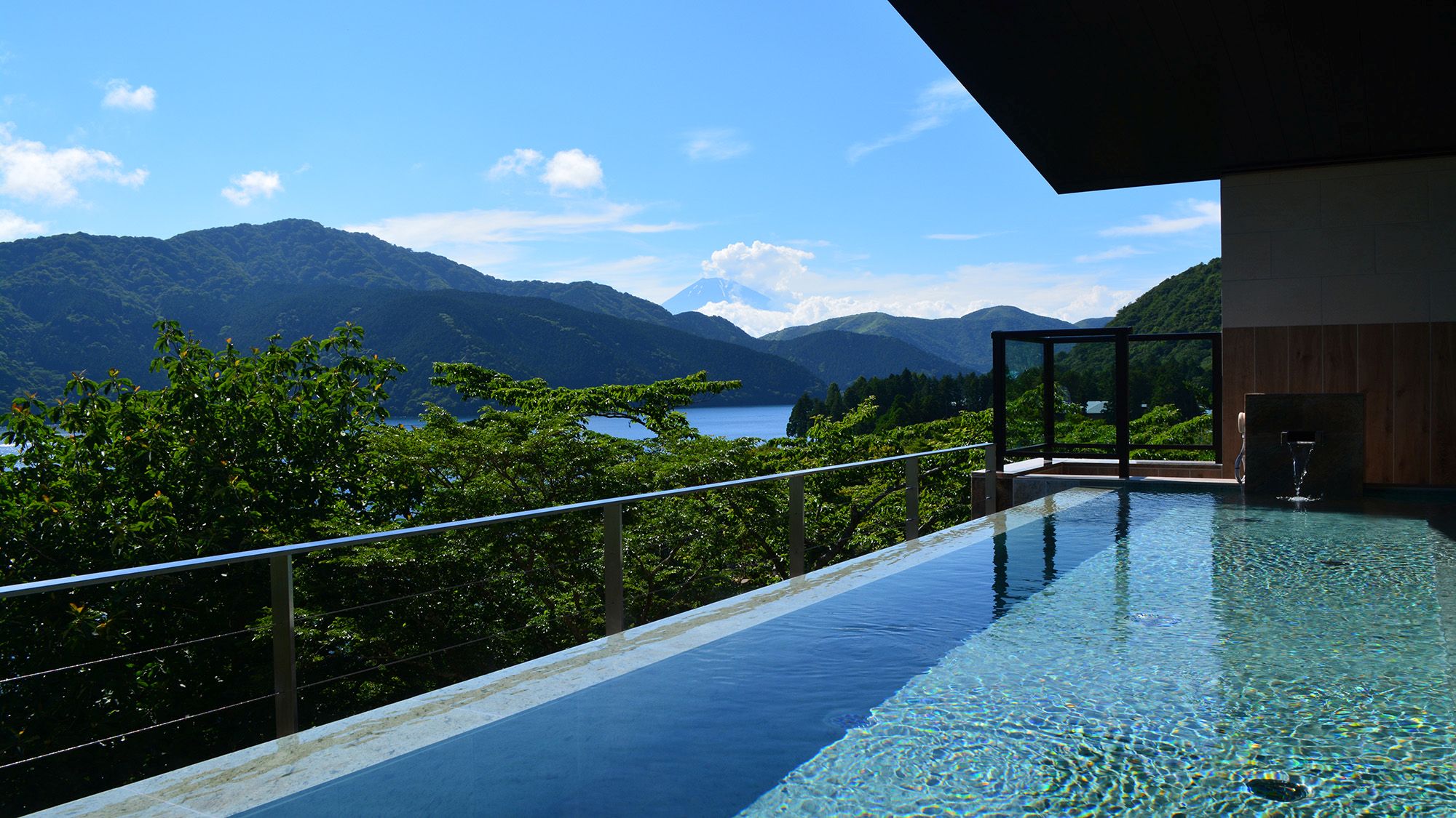 龍宮殿本館女性露天風呂