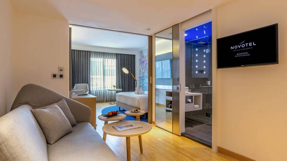 デラックスルーム