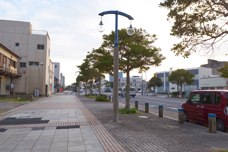 ホテルを出て最寄り駅（銚子駅）側の景色