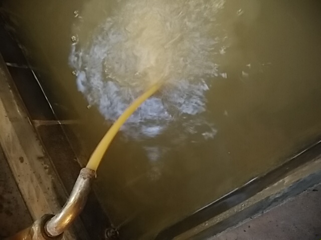 佐久ホテルの温泉の蛇口の様子