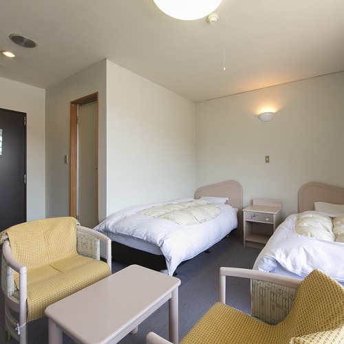 【禁煙】洋室ツイン（バス／トイレ付）