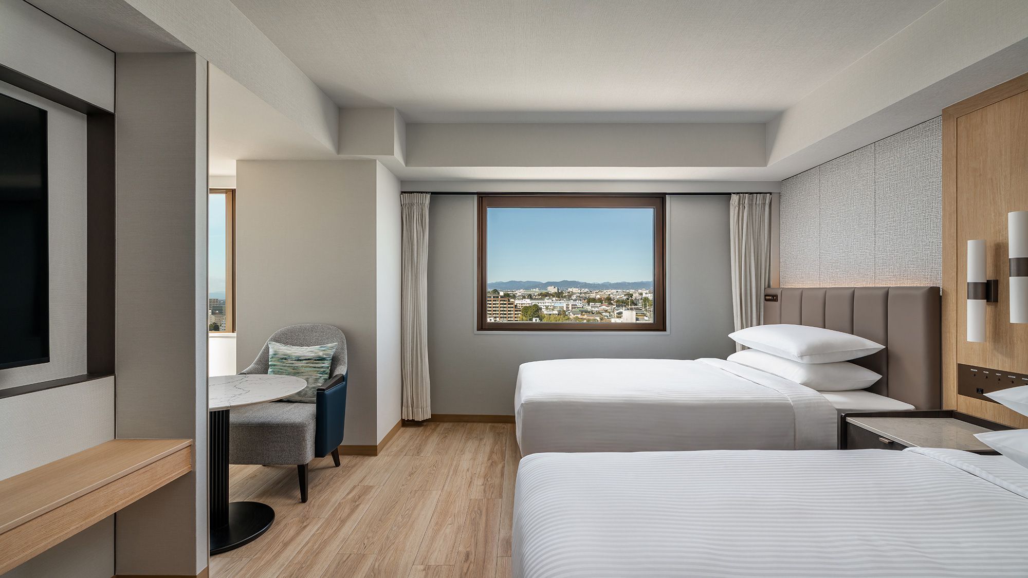 デラックスツイン