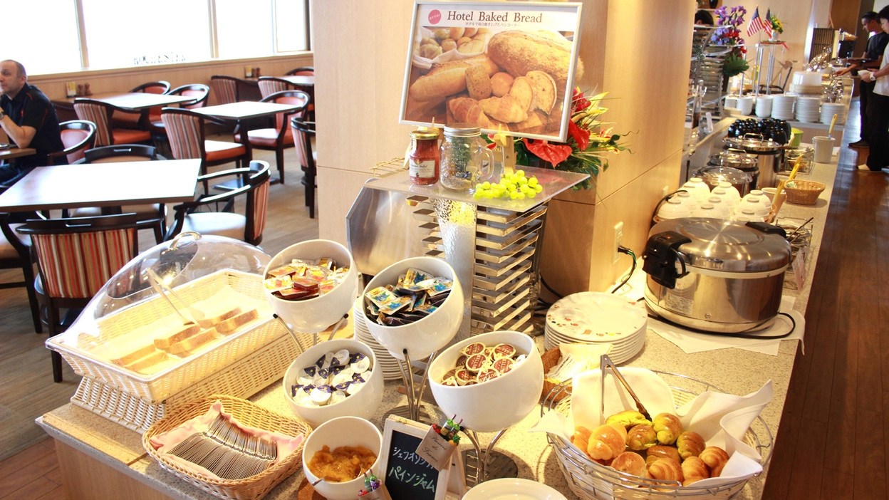 ☆シンプルステイプラン（朝食付）【オムレツライブコーナーと焼立てパンが人気】