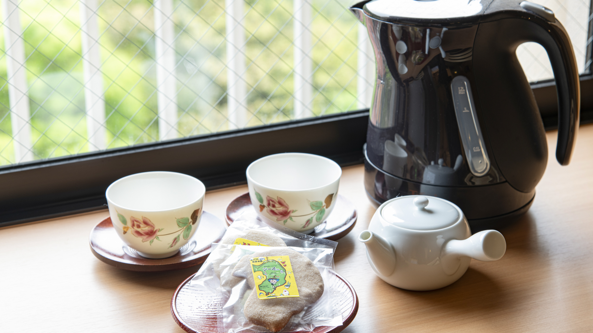 【洋室ツイン】湯沸かしケトルとお茶セット