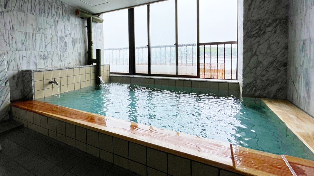 【一人旅でもアップ料金なし】露天風呂付客室もOK！お得に優雅に一人旅！竹崎かに付き季節の会席