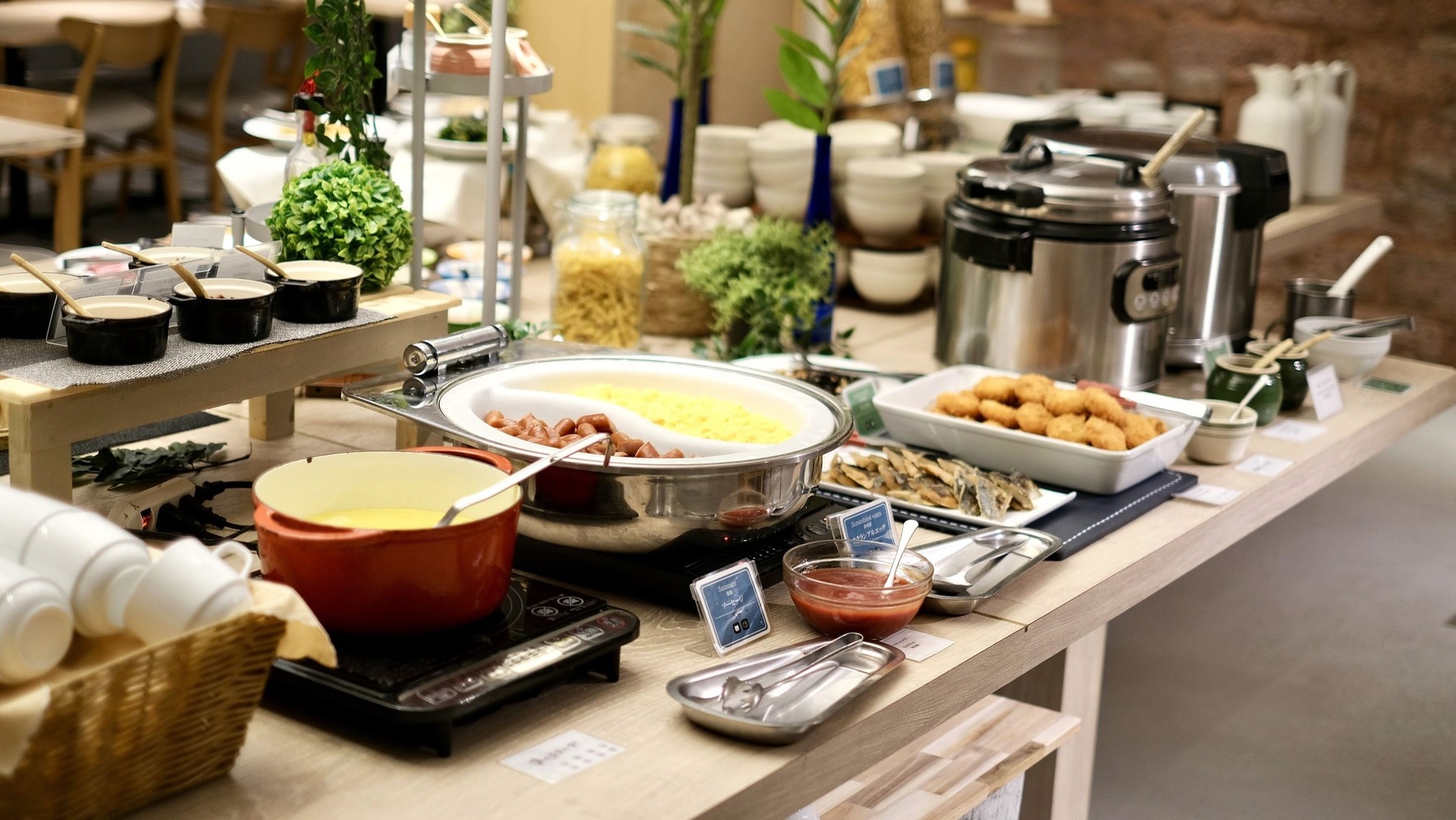 【早期割３０】【朝食付】あらゆる旅の目的を叶える最高の立地◇栄駅１３番出口から徒歩３分