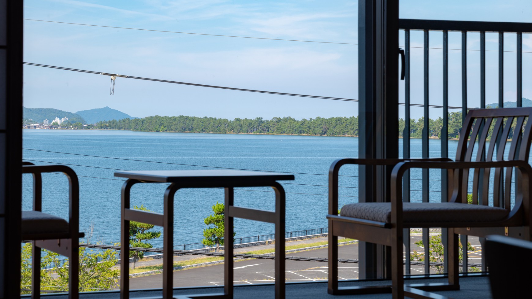 【和室】天橋立を望む和室でゆったりと。（バス・トイレ付・海側・禁煙客室）