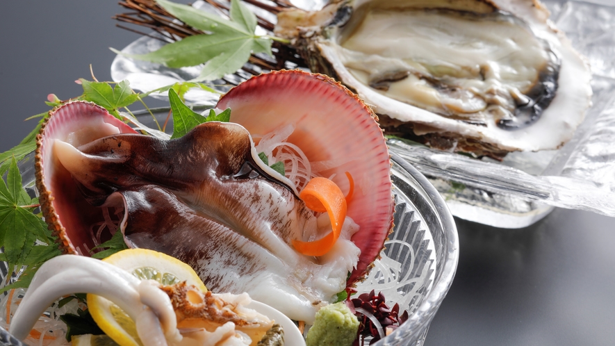 【初夏～夏限定】海のミルクと称される「岩牡蠣」と日本一の「丹後とり貝」を味わう！