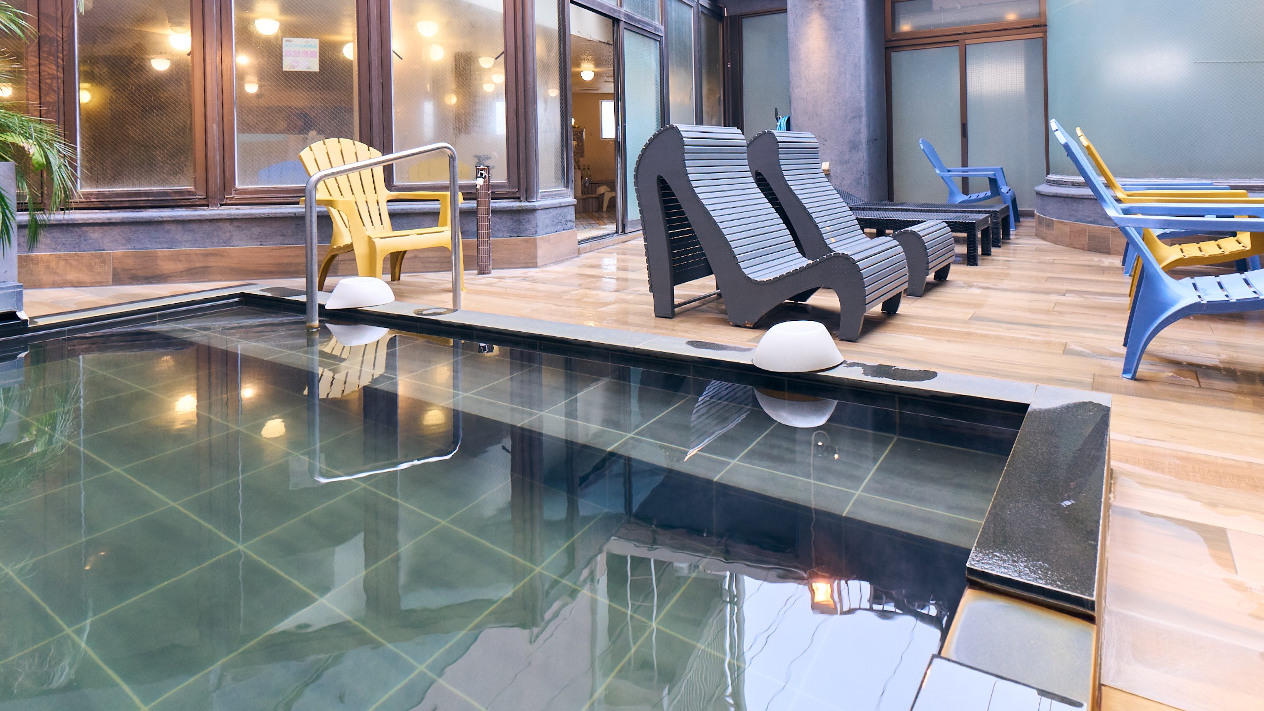 露天風呂＆屋外休憩スペース