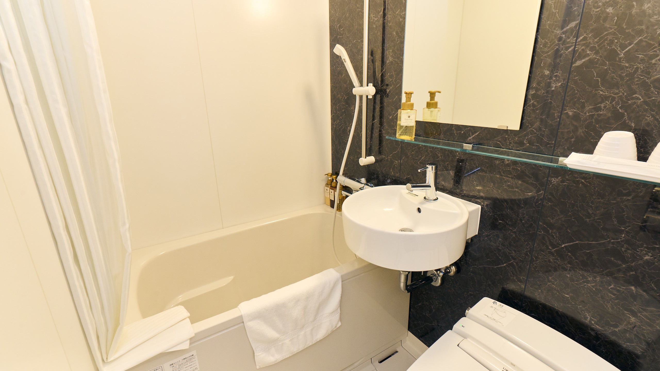 セミダブルルーム