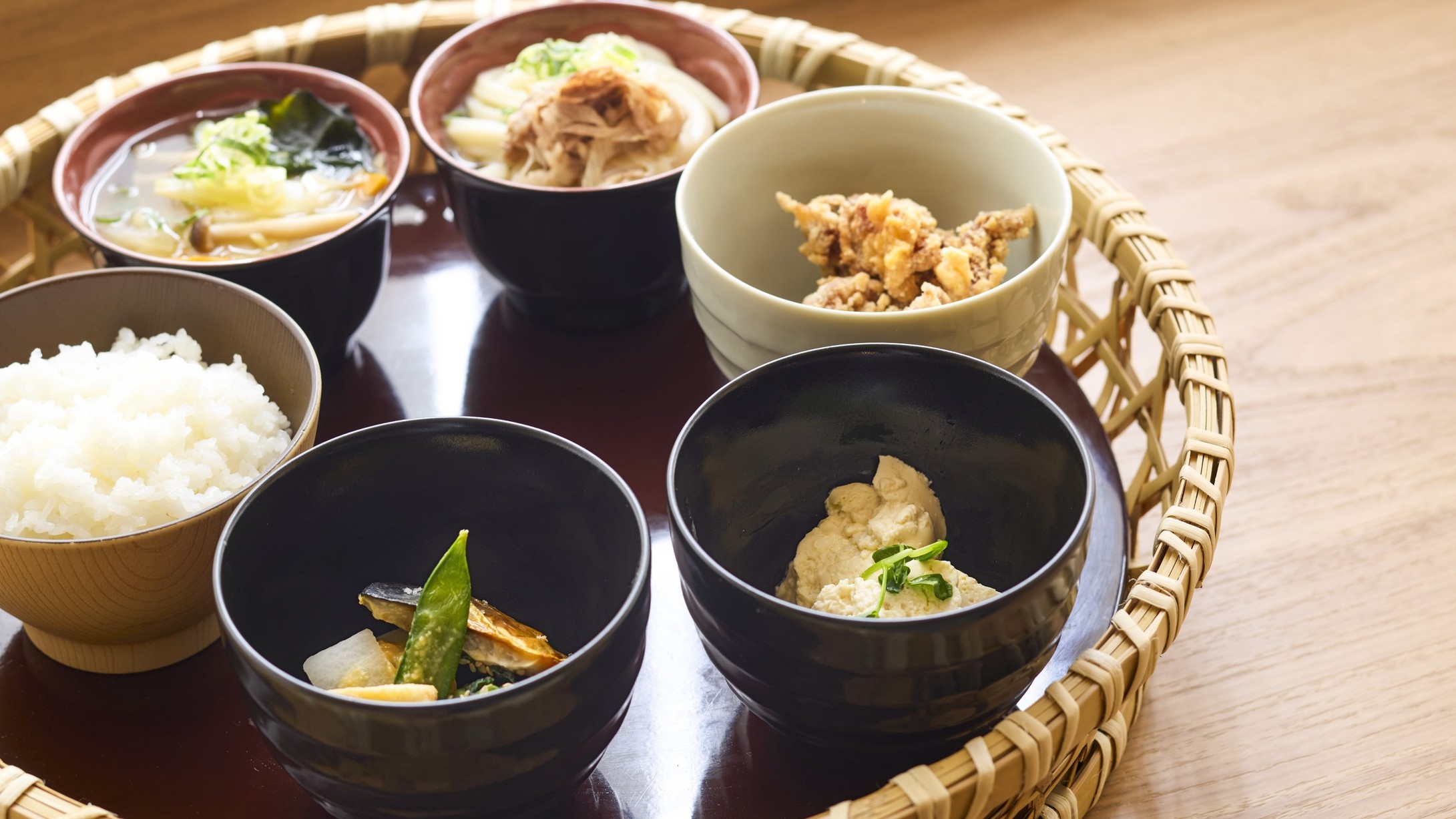 【さき楽45｜10％OFF】＜お得度★★★★☆＞見つけた今がチャンス！2路線徒歩約30秒★朝食付き