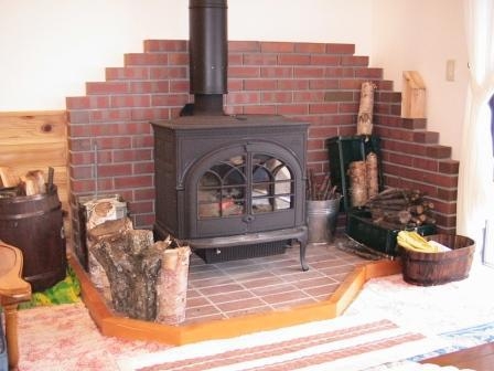 ★【白樺湖ロイヤルヒル】徒歩３分の至近！爽快な白樺湖でスキー＆スノボー満喫！小学生以下無料リフト券★