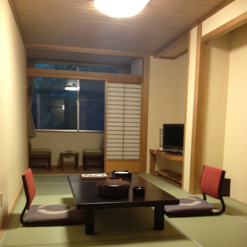9 tatami room
