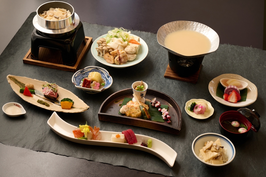 ★期間限定プラン★予約するなら今でしょ！！1泊2食付★