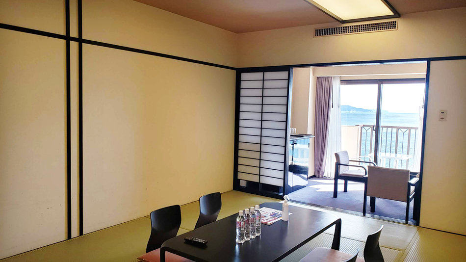 【和室】ジャパニーズデラックス　平日2名〜　オーシャンビューのお部屋・2食付