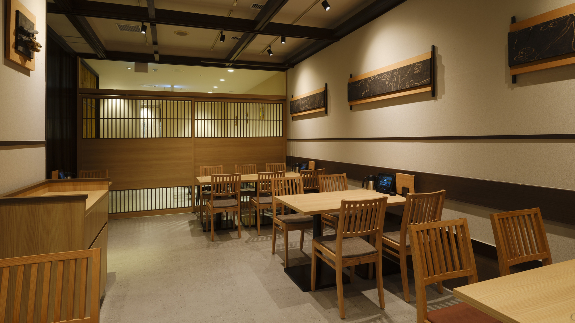 【朝食】うまや店内