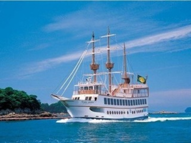 大海原を走る、真っ白な遊覧船・パールクイーン★九十九島の絶景をご覧下さい♪