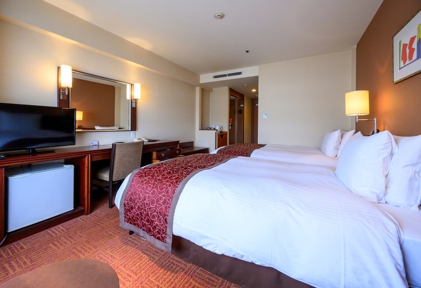 コンフォートツイン　デスク周辺