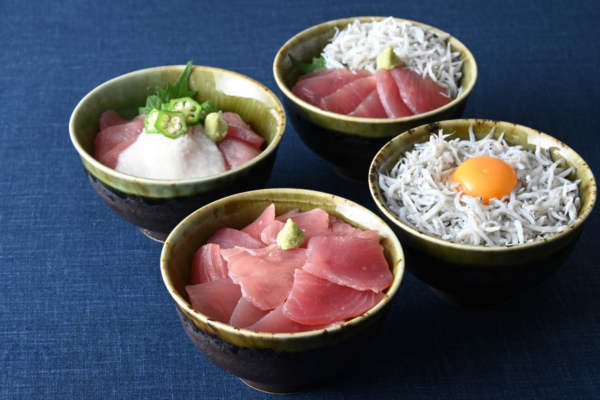 朝食しらす鮪丼