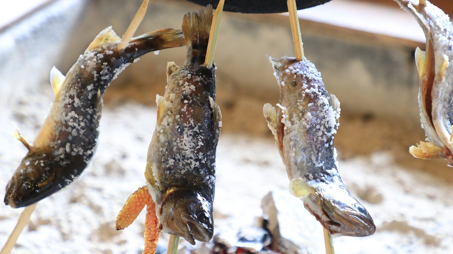 【夕食】 川魚の塩焼き*