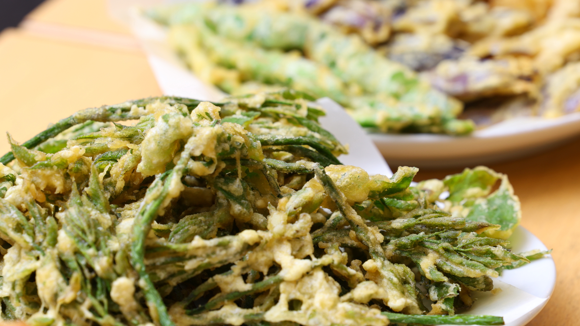 季節の食材を使用した手作り朝食