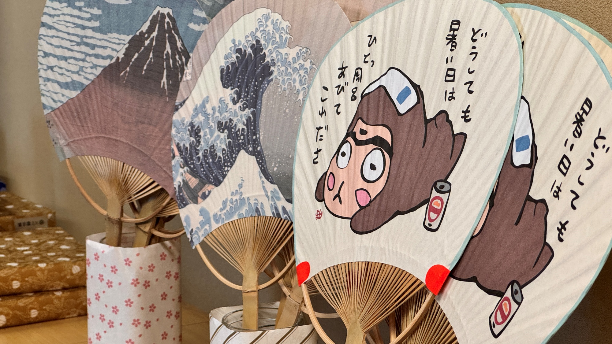 館内には信州のお土産もございます。