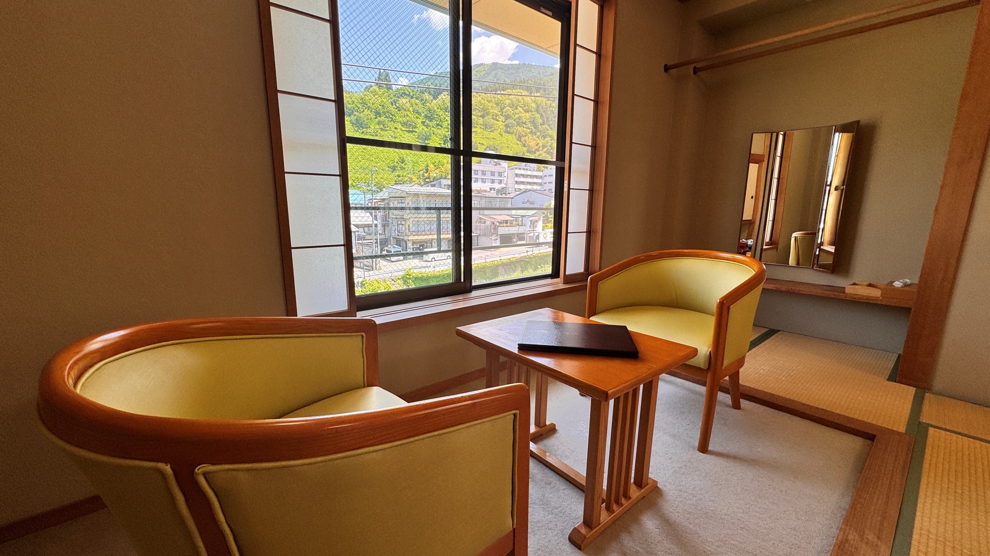 のんびりと景色を眺めながらお過ごし下さい。