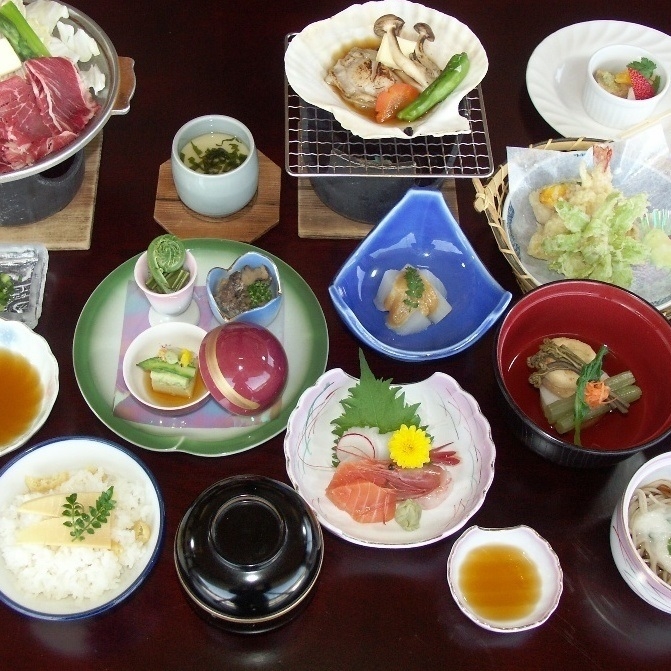 《夕朝食付》★.* *四季の味覚膳プラン.:*・★.