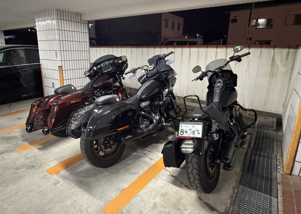 ツーリングに便利な屋根付き駐輪場