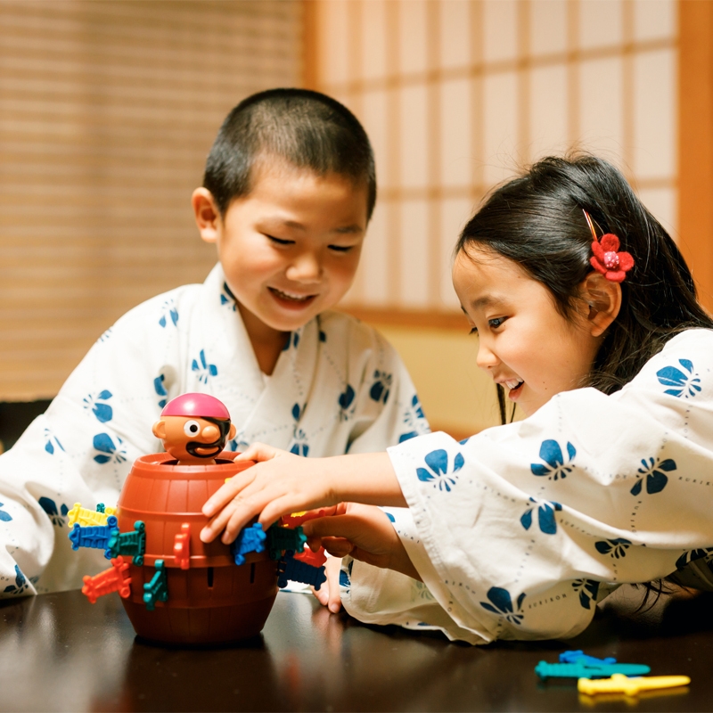 【夏休み】子ども連れに嬉しい5つの魅力〜家族みんなで温泉＆プール満喫・思い出に残る最高の夏を！